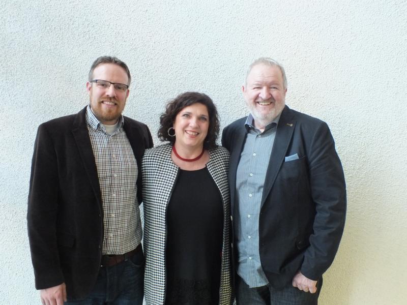 Schulleitung ><p align=